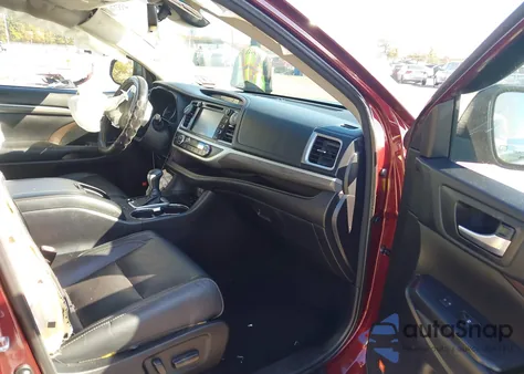 2018 Toyota Highlander Limited z USA, uszkodzony, nr VIN 5TDDZRFH8JS848246